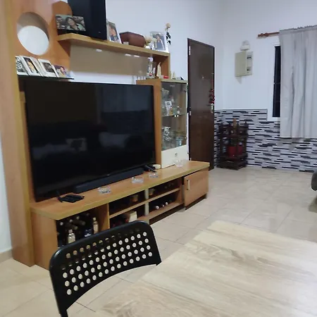شقة Matrimonial En Casa Compartida